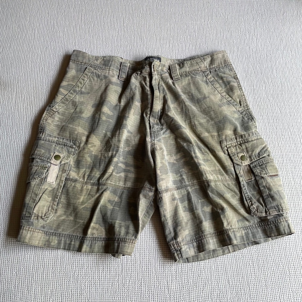 Canyon Creek Camo Cargo Shorts Men's 36 100% Cotton Utility Outdoor